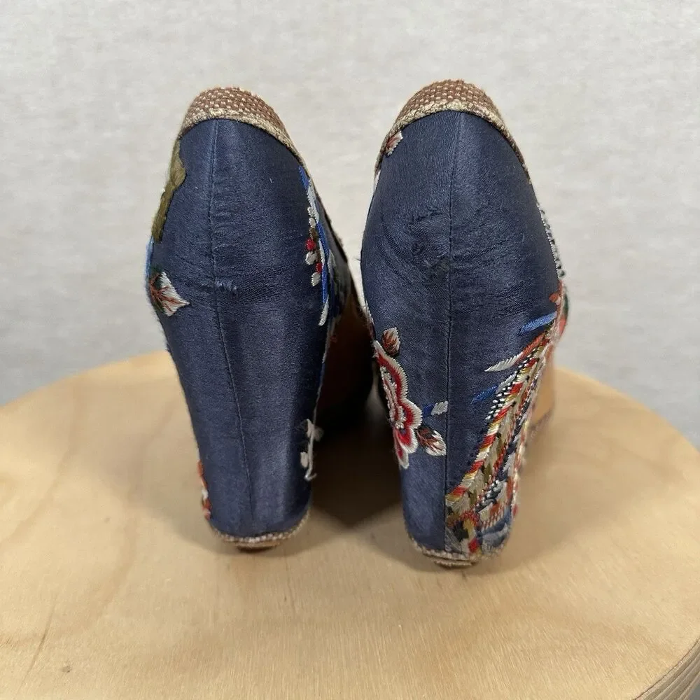 Dries Van Noten Leather Wedge Heels Round Close Toe Tan Blue Embroidered EU 36.5